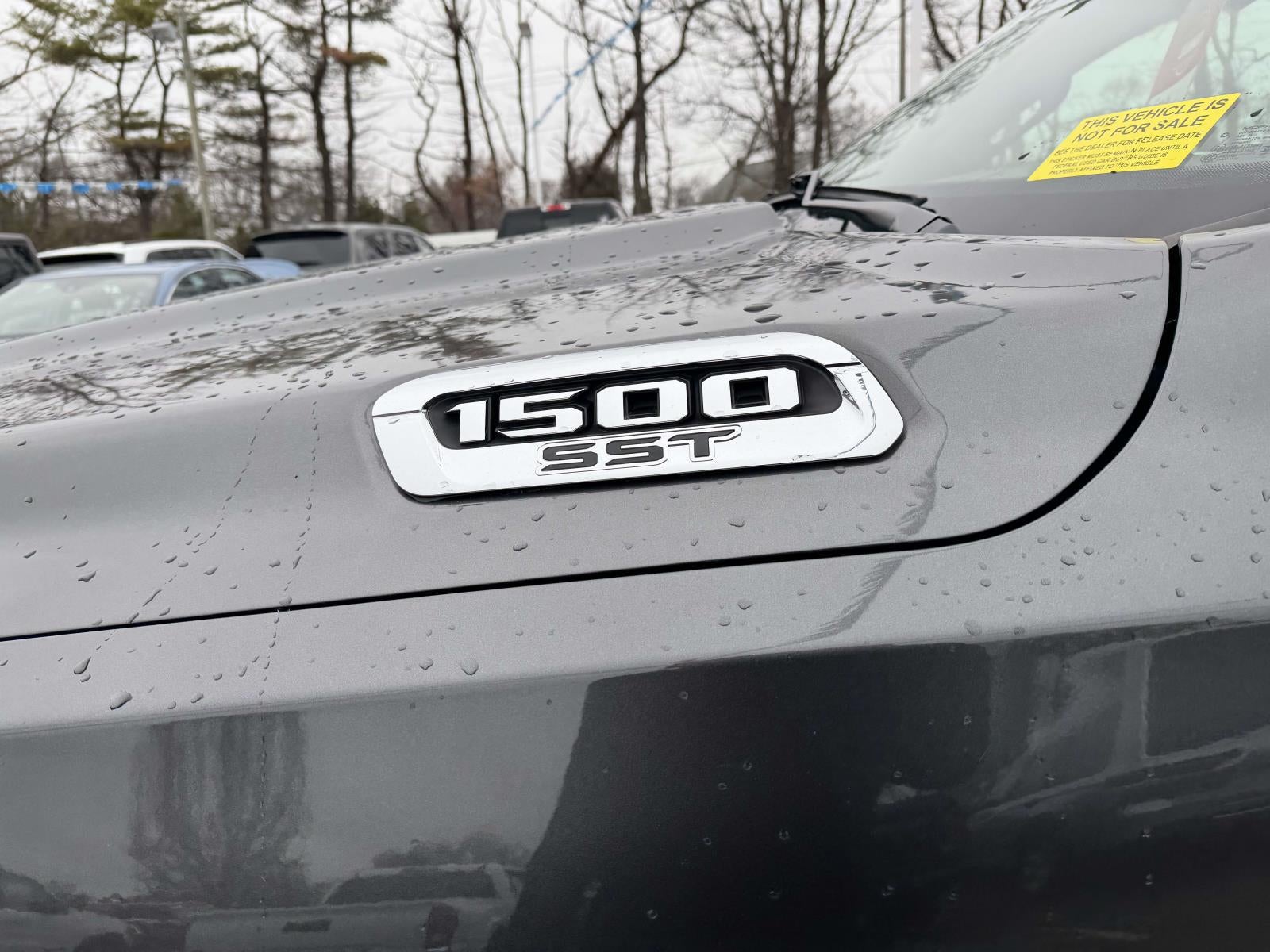 2025 RAM 1500 Laramie Crew Cab 4x4 5'7' Box