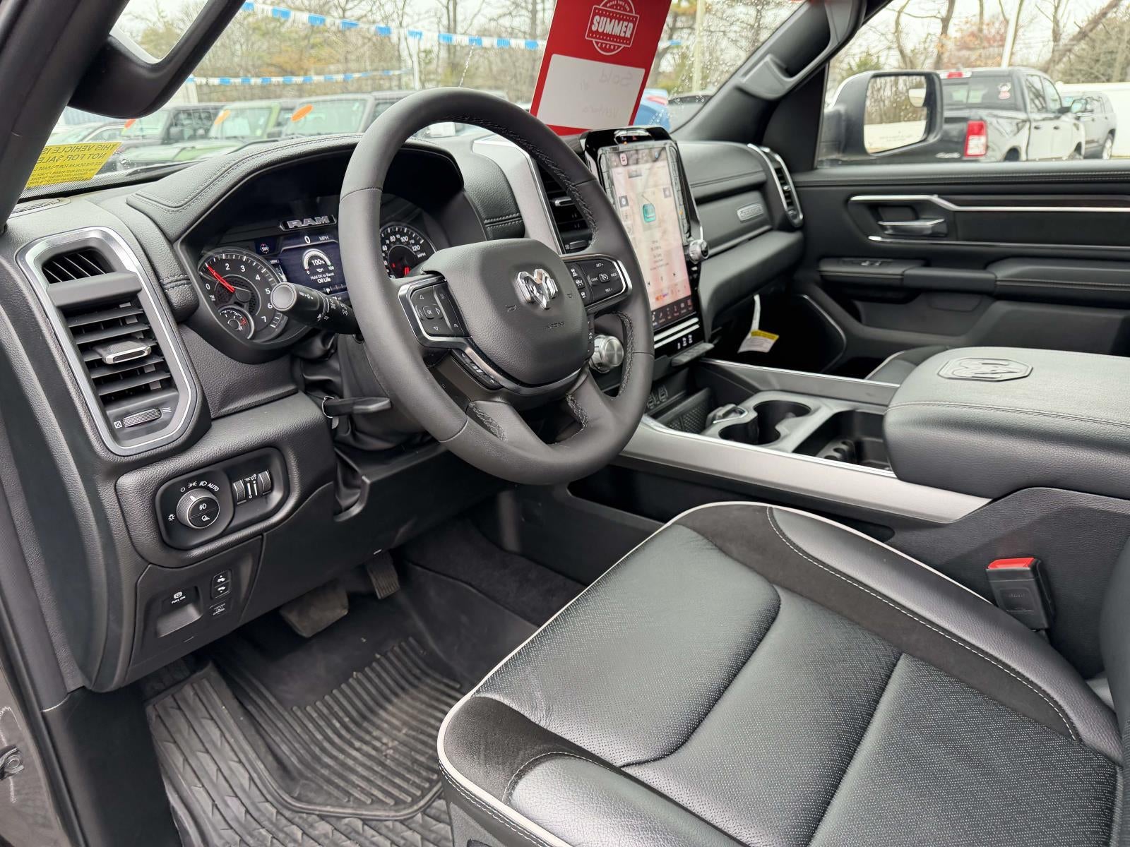 2025 RAM 1500 Laramie Crew Cab 4x4 5'7' Box