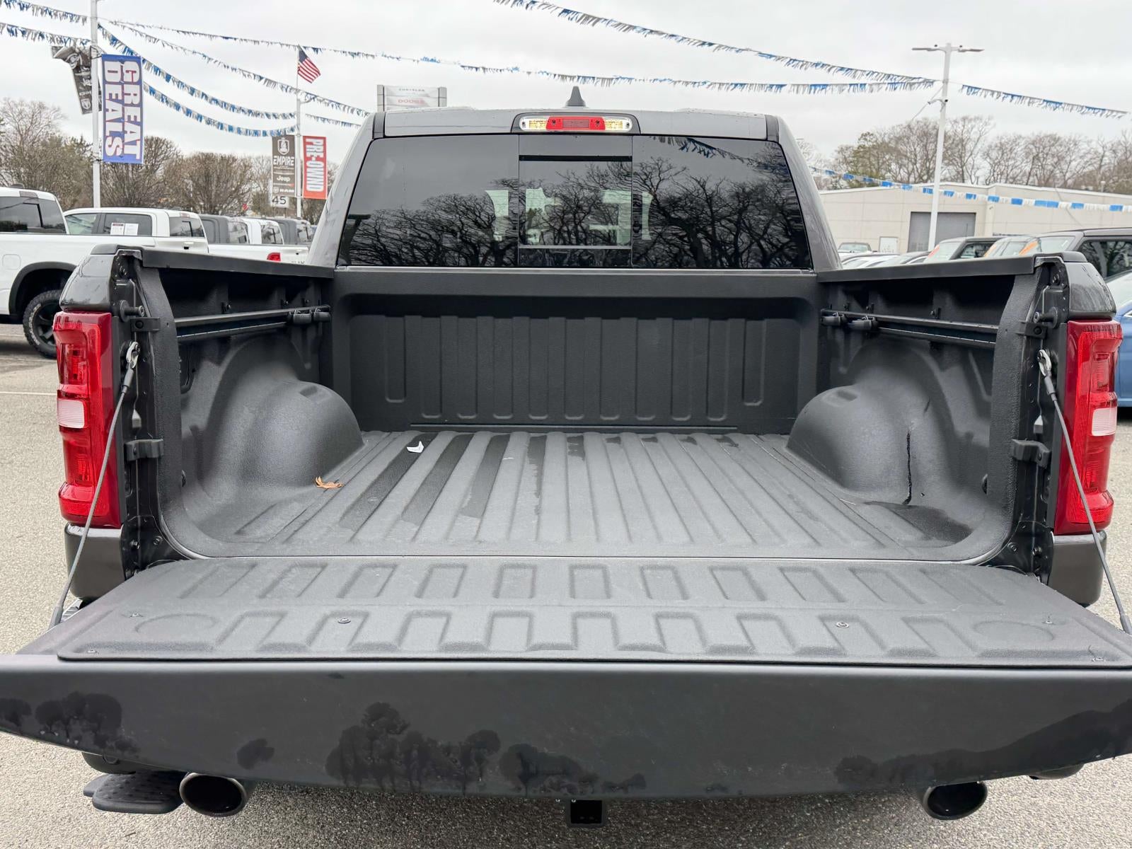 2025 RAM 1500 Laramie Crew Cab 4x4 5'7' Box