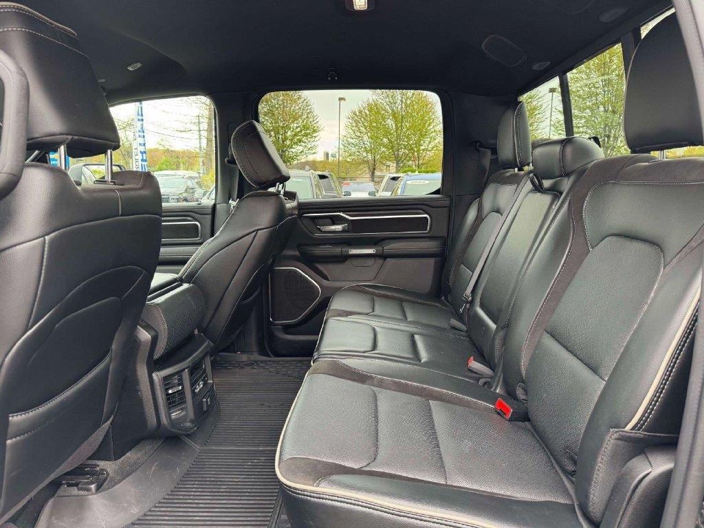 2024 RAM 1500 Laramie Crew Cab 4x4 5'7' Box