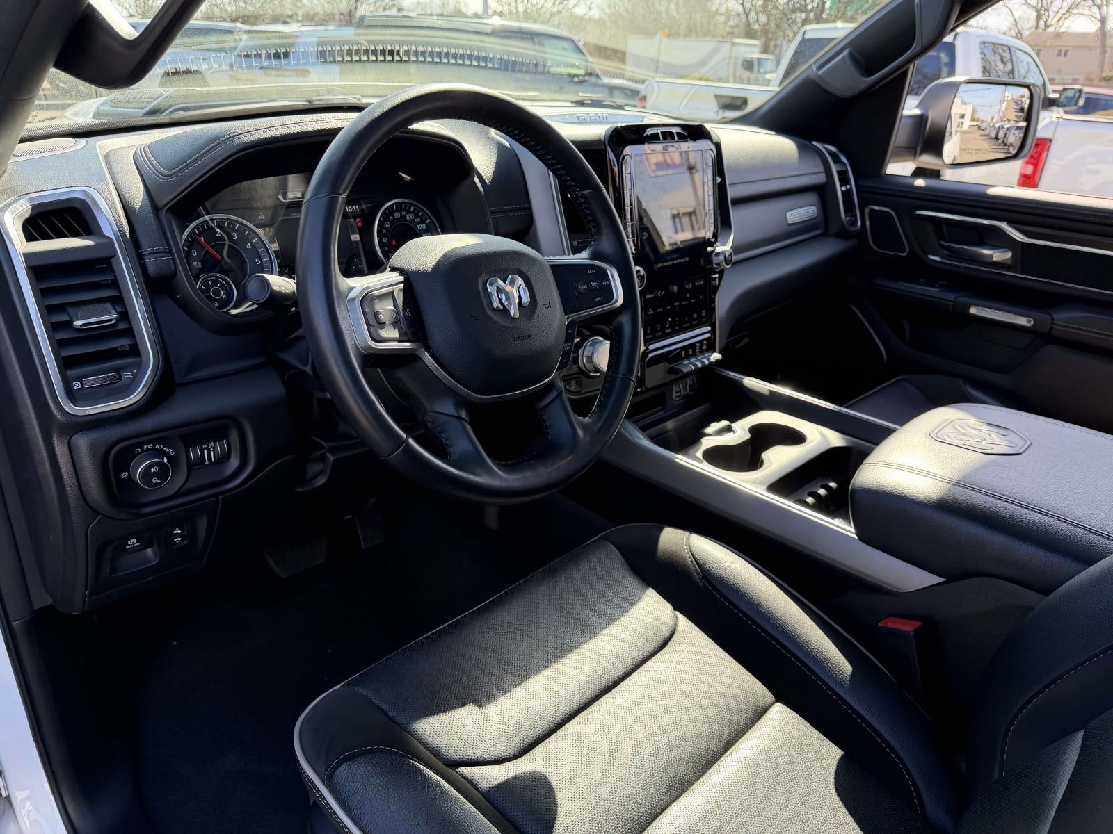 2023 RAM 1500 Laramie Crew Cab 4x4 5'7' Box