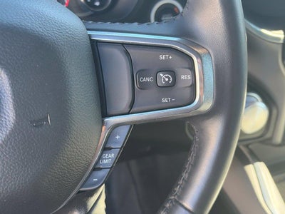 2023 RAM 1500 Laramie Crew Cab 4x4 5'7' Box