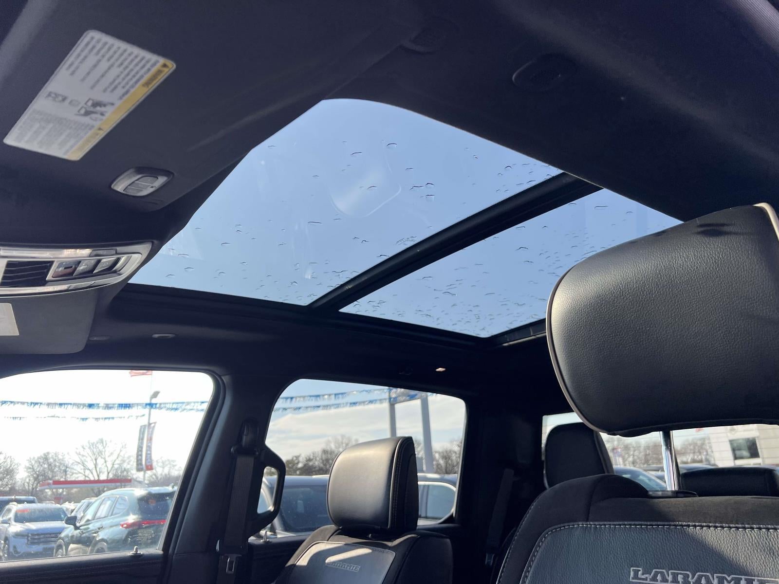 2024 RAM 1500 Laramie Crew Cab 4x4 5'7' Box