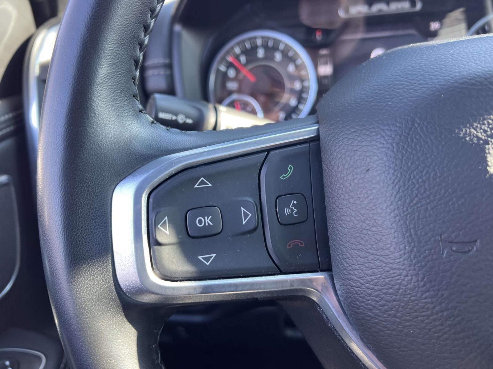 2024 RAM 1500 Laramie Crew Cab 4x4 5'7' Box