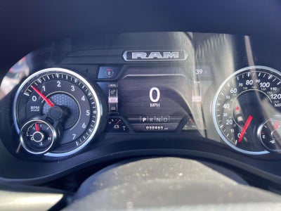 2024 RAM 1500 Laramie Crew Cab 4x4 5'7' Box