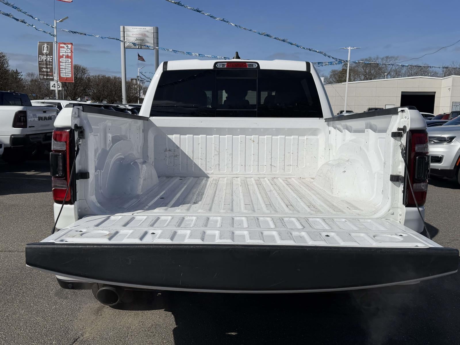 2023 RAM 1500 Laramie Crew Cab 4x4 5'7' Box