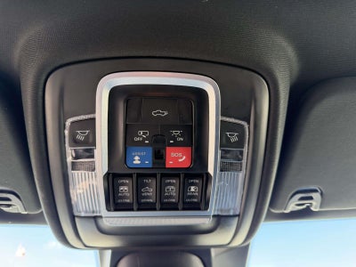 2023 RAM 1500 Laramie Crew Cab 4x4 5'7' Box