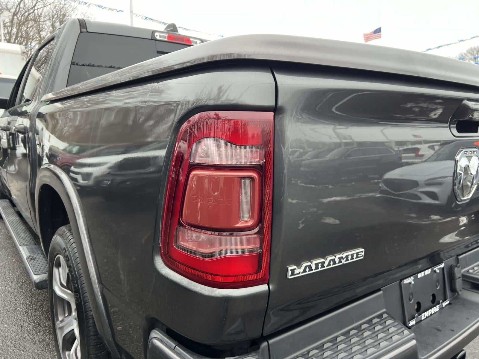 2019 RAM 1500 Laramie Crew Cab 4x4 5'7' Box