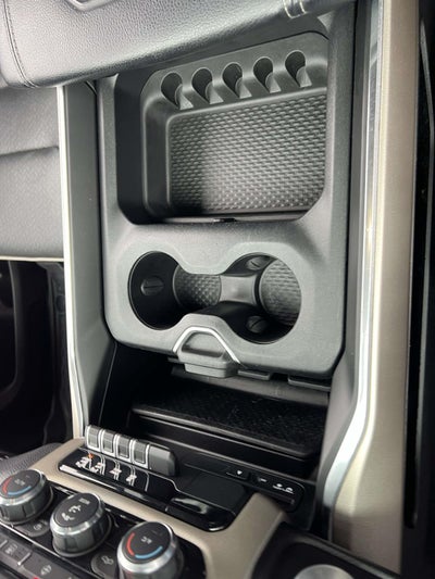 2019 RAM 1500 Laramie Crew Cab 4x4 5'7' Box