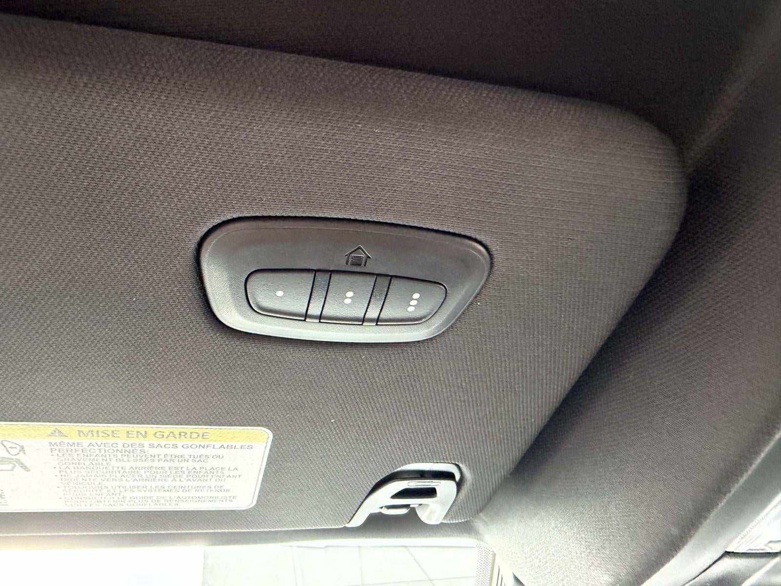 2023 RAM 1500 Laramie Crew Cab 4x4 5'7' Box