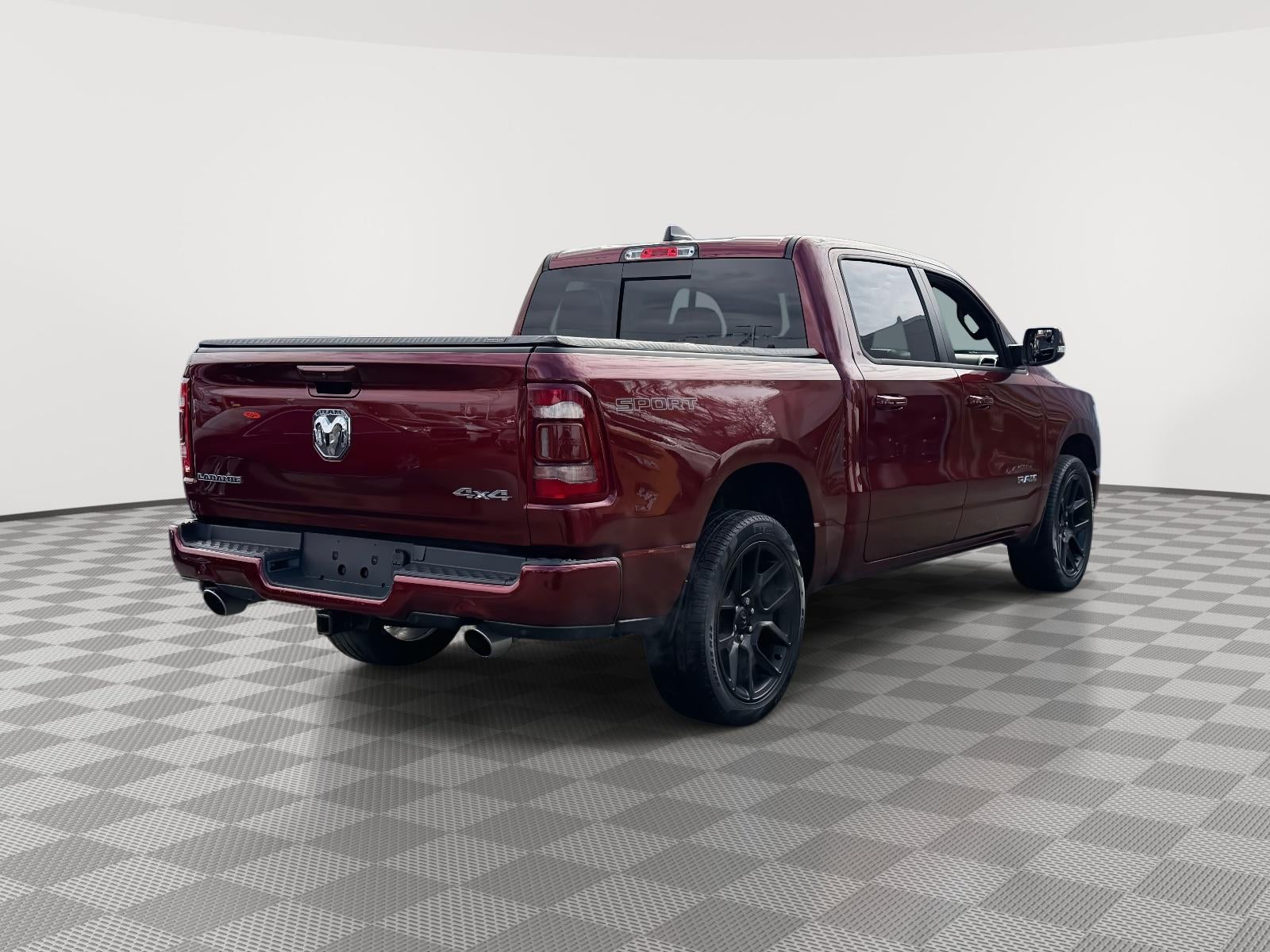 2023 RAM 1500 Laramie Crew Cab 4x4 5'7' Box