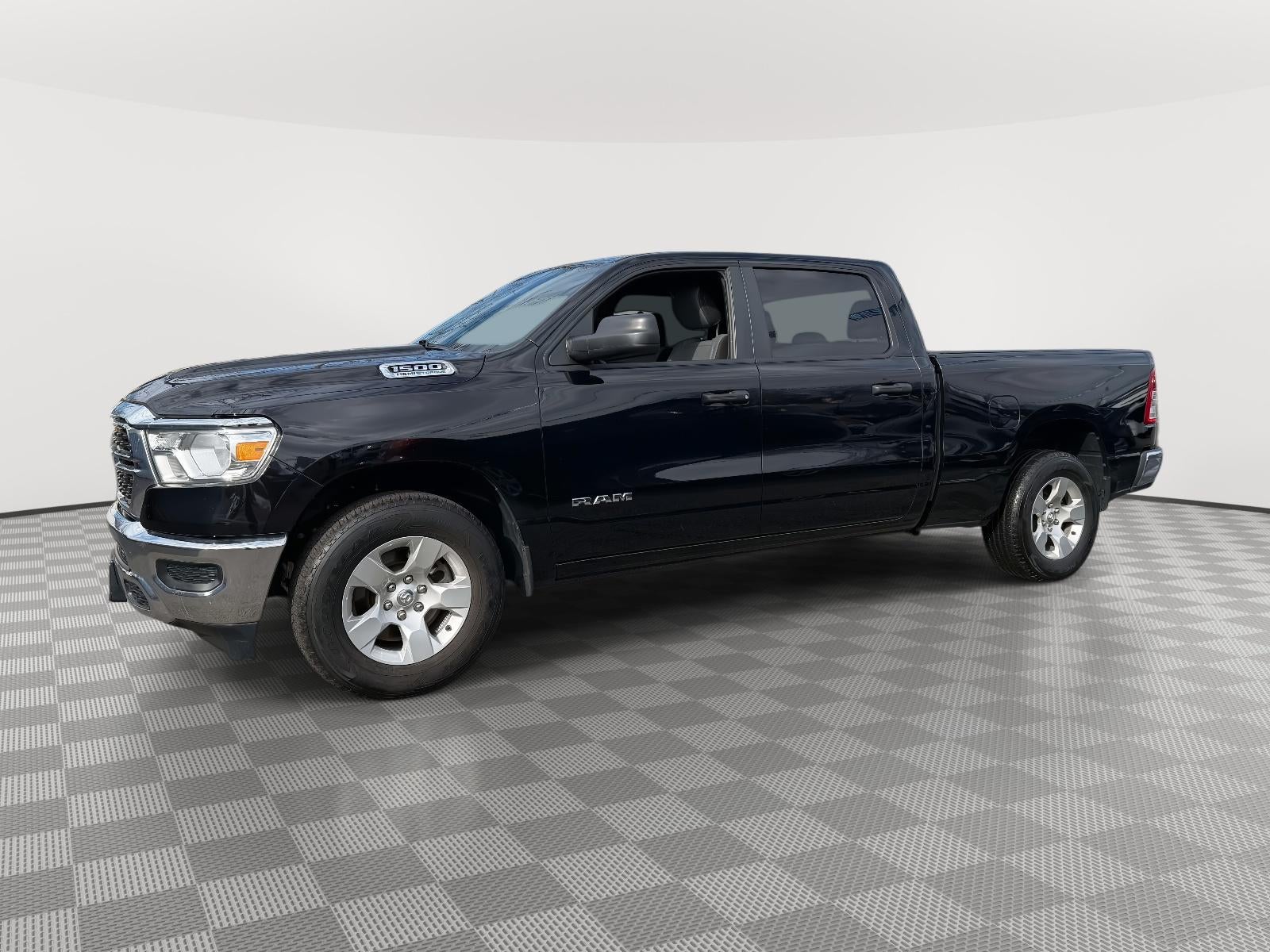 2023 RAM 1500 Big Horn Crew Cab 4x4 6'4' Box