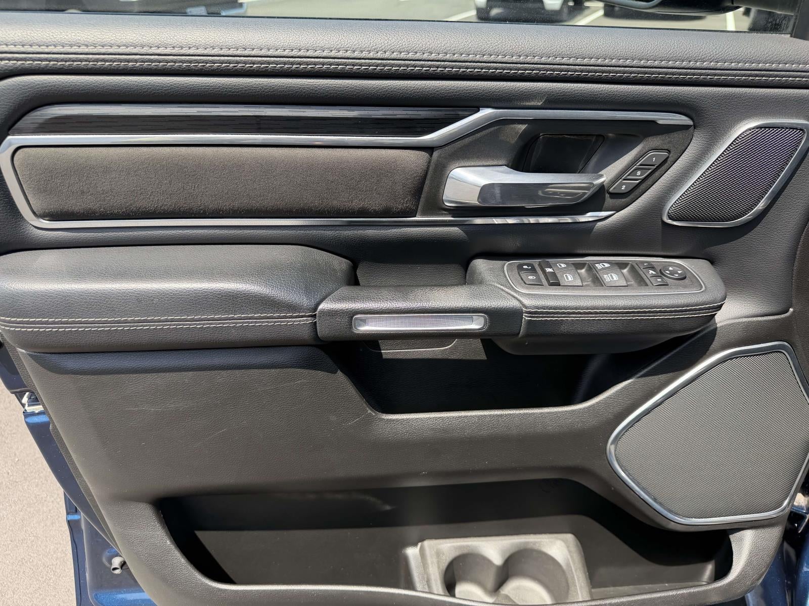 2023 RAM 1500 Laramie Crew Cab 4x4 6'4' Box