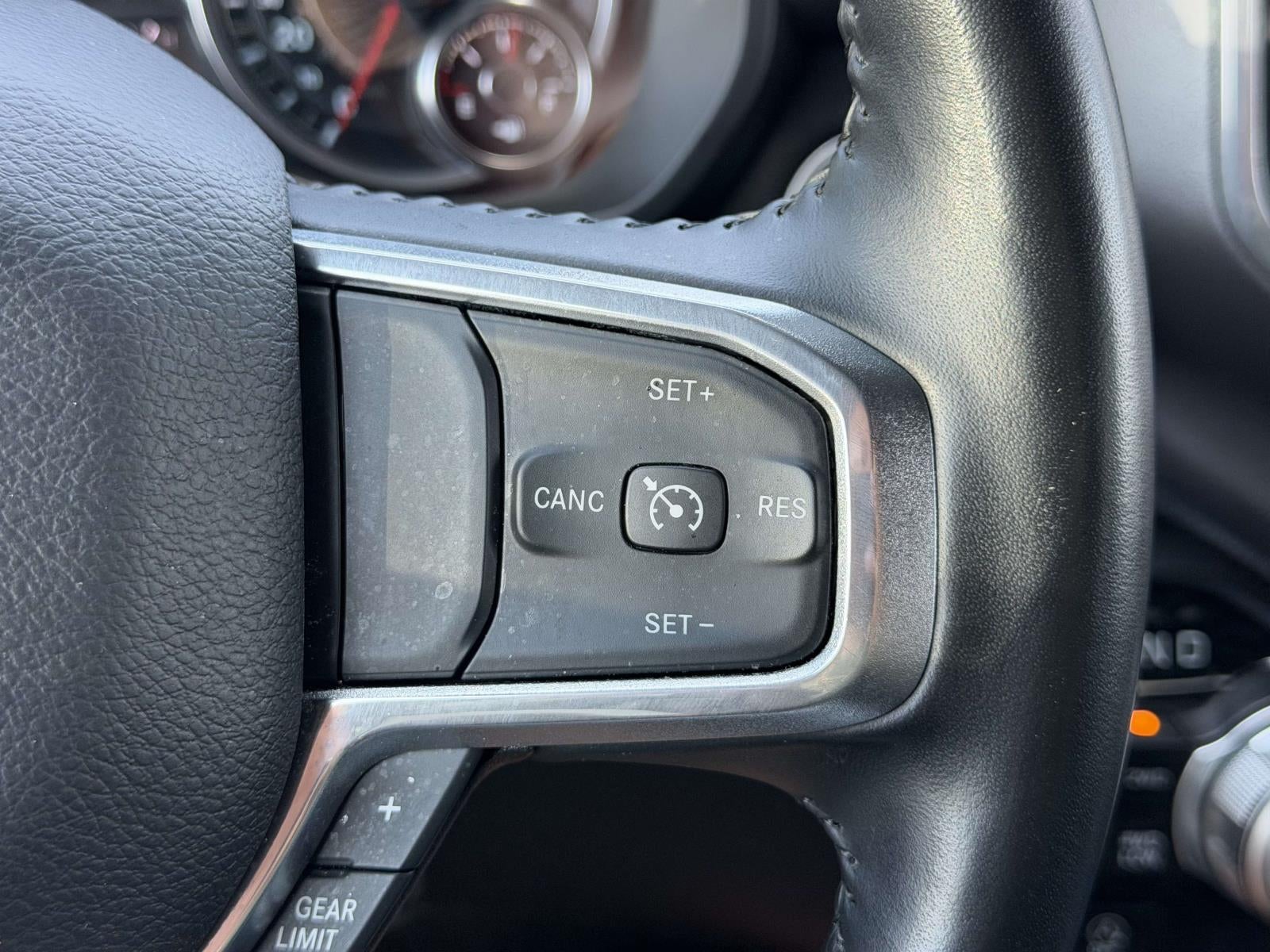 2023 RAM 1500 Laramie Crew Cab 4x4 6'4' Box