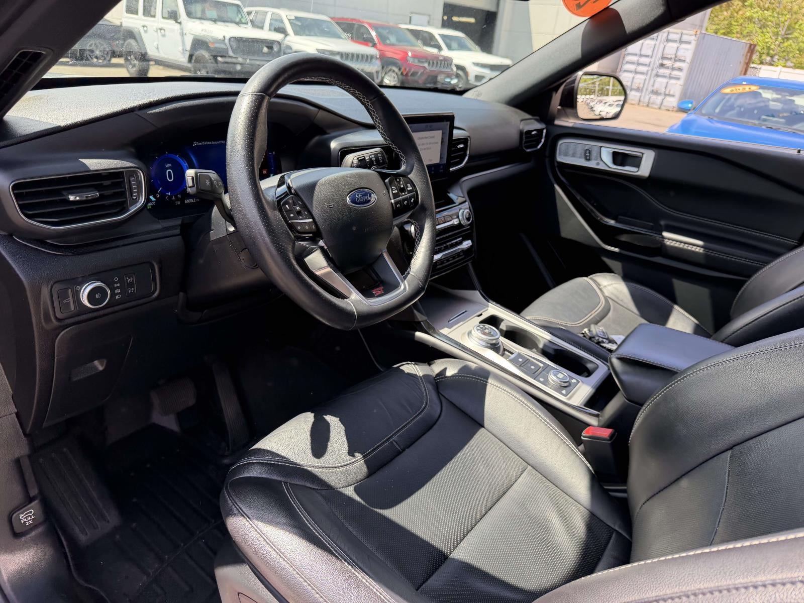 2022 Ford Explorer ST