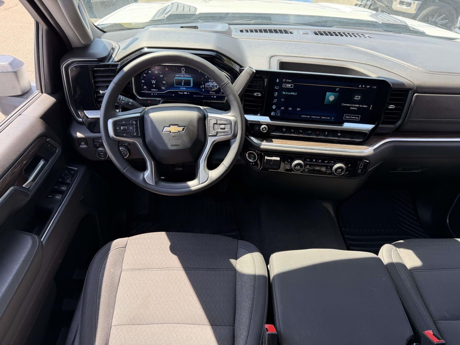 2025 Chevrolet Silverado 2500HD 4WD Crew Cab Long Bed LT