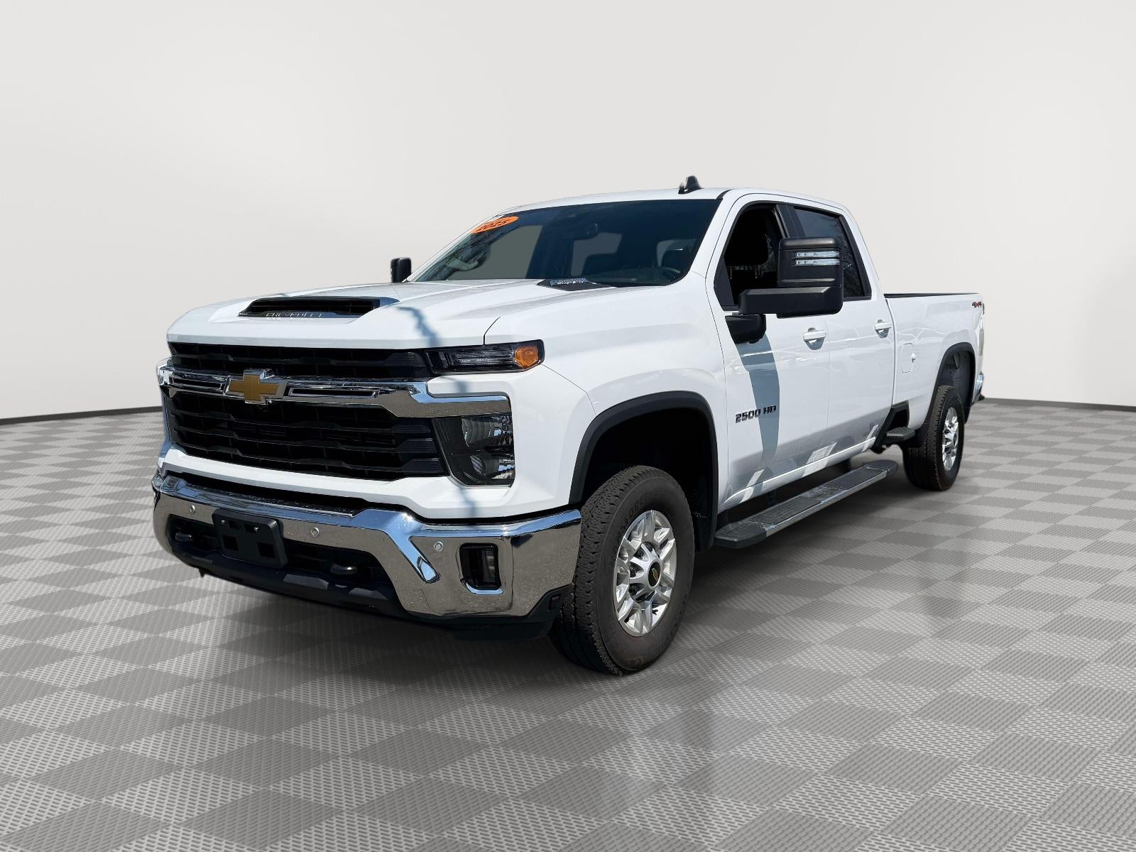 2025 Chevrolet Silverado 2500HD 4WD Crew Cab Long Bed LT