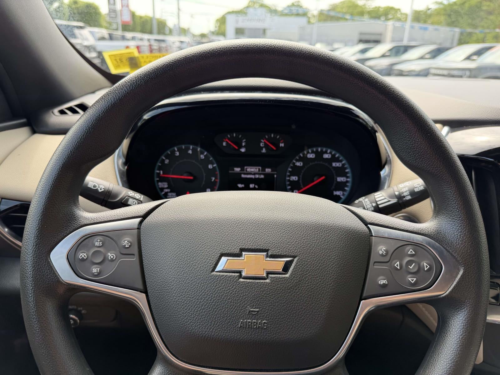 2023 Chevrolet Traverse FWD LS