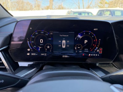 2025 Chevrolet Suburban RST