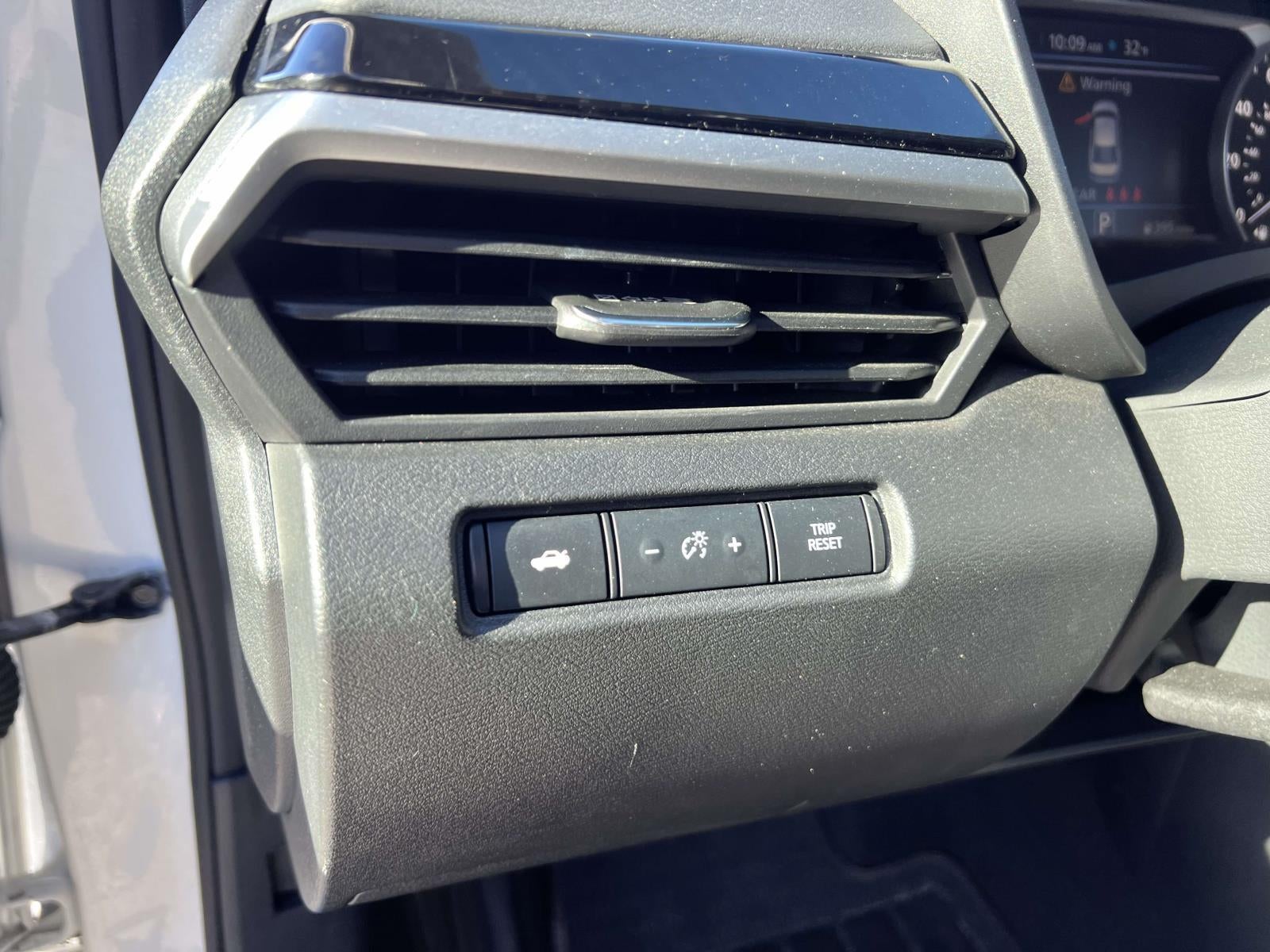 2023 Nissan Altima SR Intelligent AWD