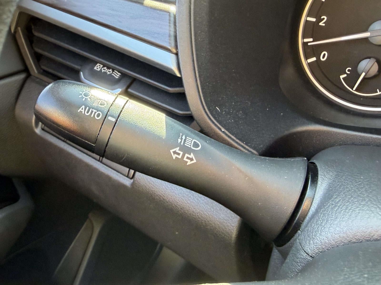 2023 Nissan Altima SV FWD