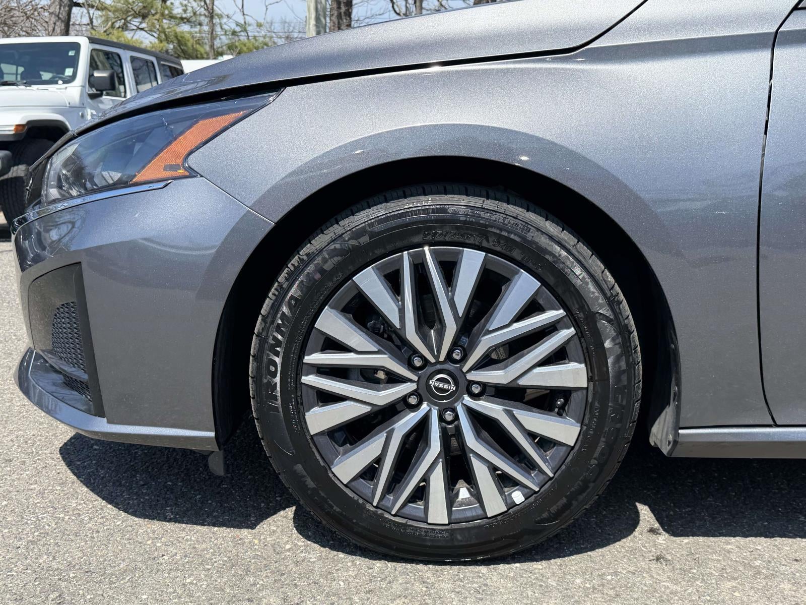 2024 Nissan Altima SV FWD