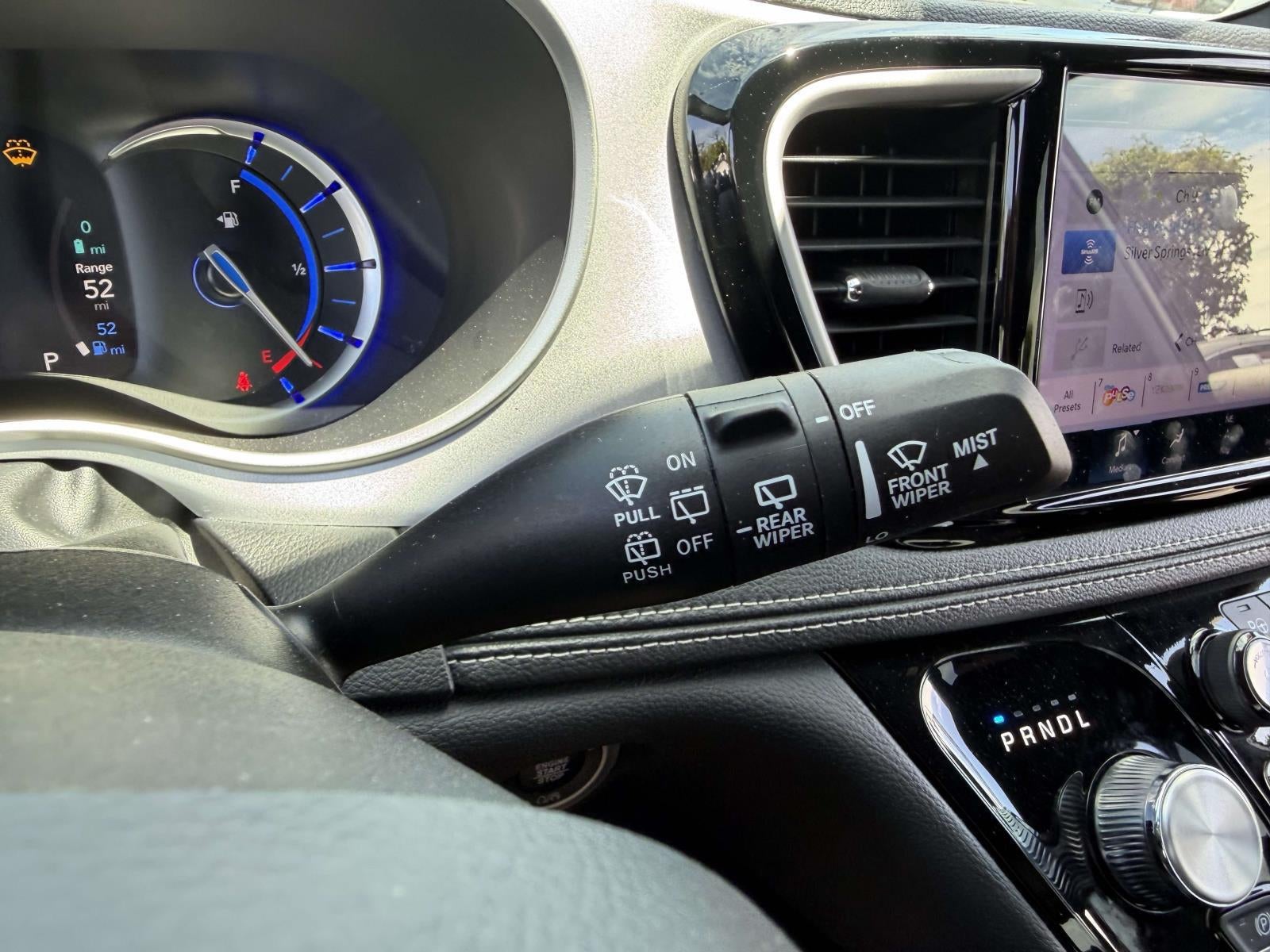 2024 Chrysler Pacifica Hybrid S Appearance Pkg
