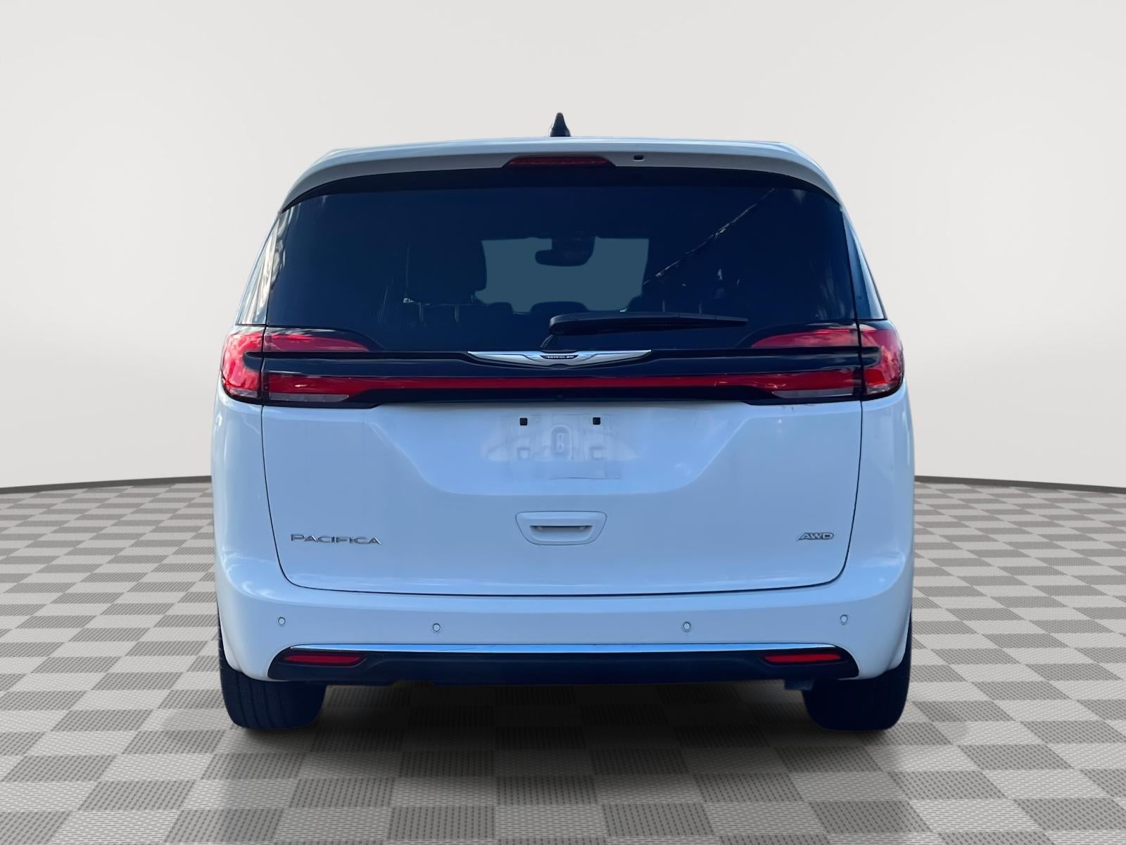 2025 Chrysler Pacifica Select