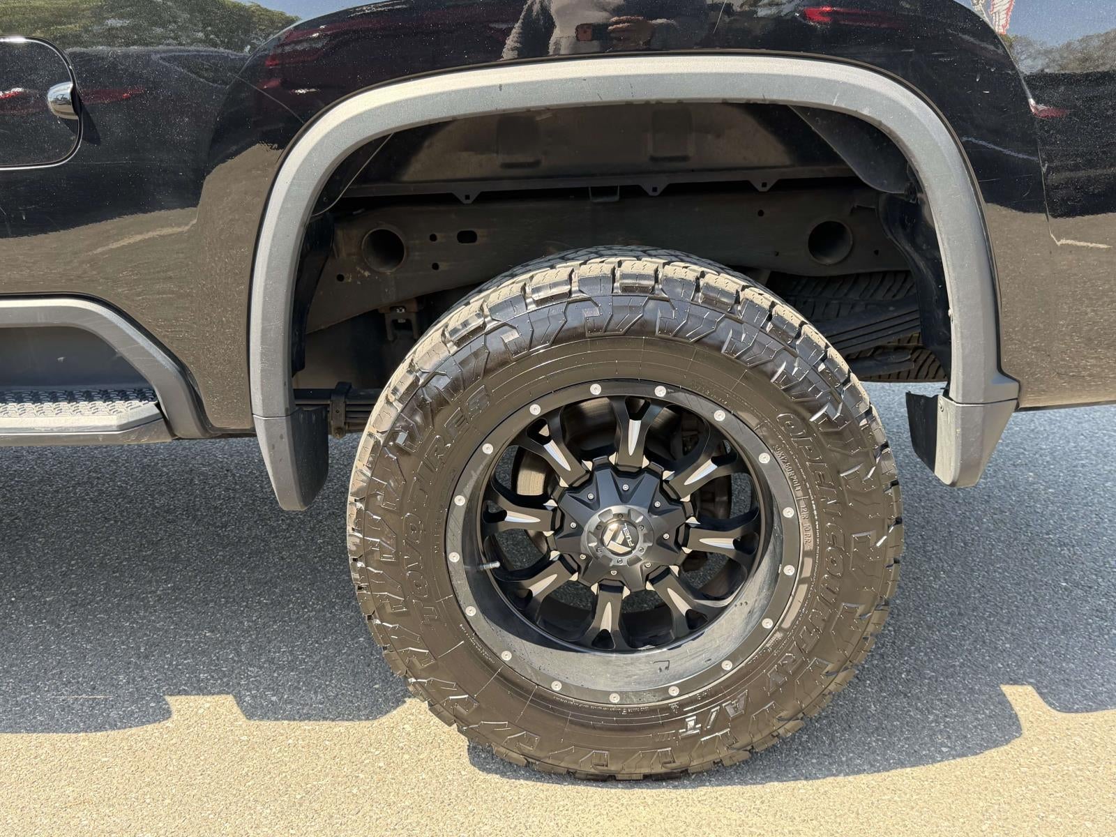 2023 Chevrolet Silverado 2500HD 4WD Crew Cab Standard Bed Custom