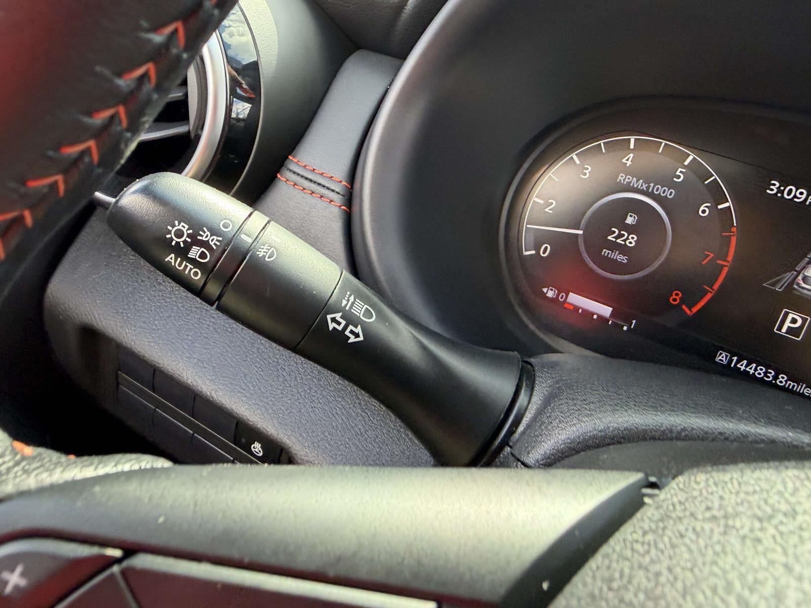 2023 Nissan Kicks SR Xtronic CVT