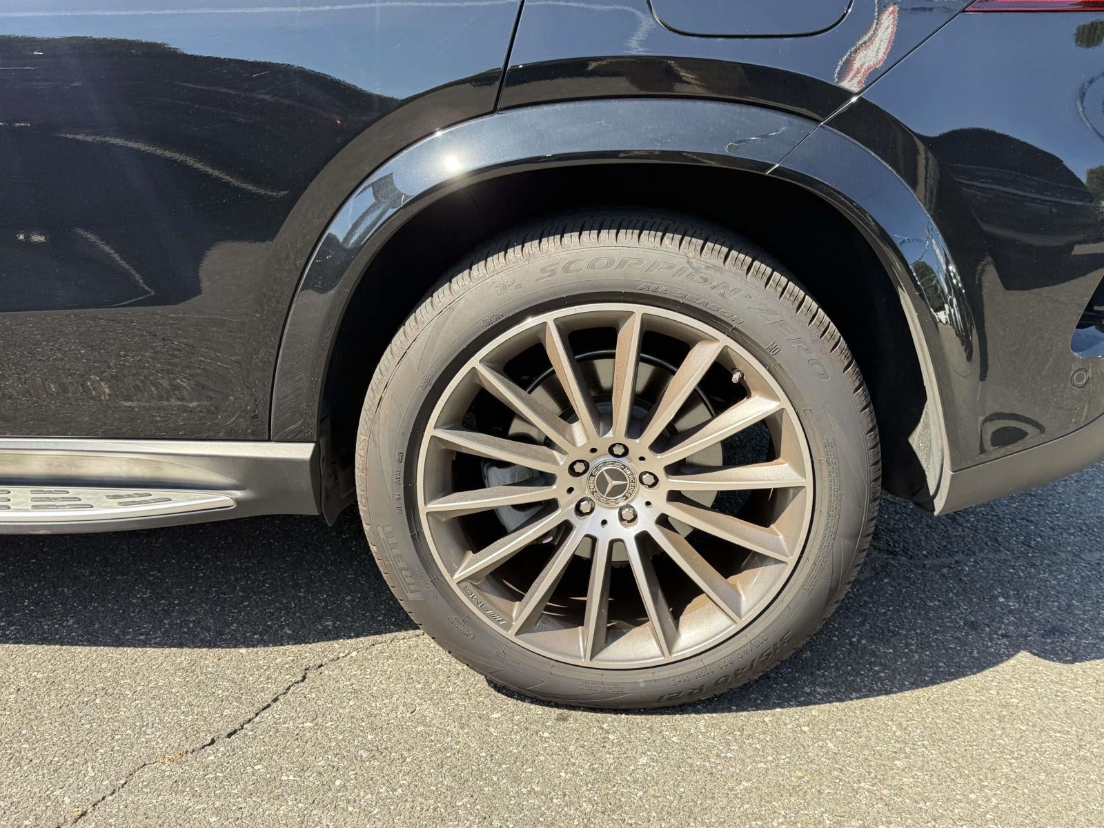 2025 Mercedes-Benz GLE 450e 4MATIC®
