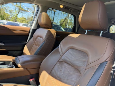 2025 Nissan Pathfinder Platinum 4WD