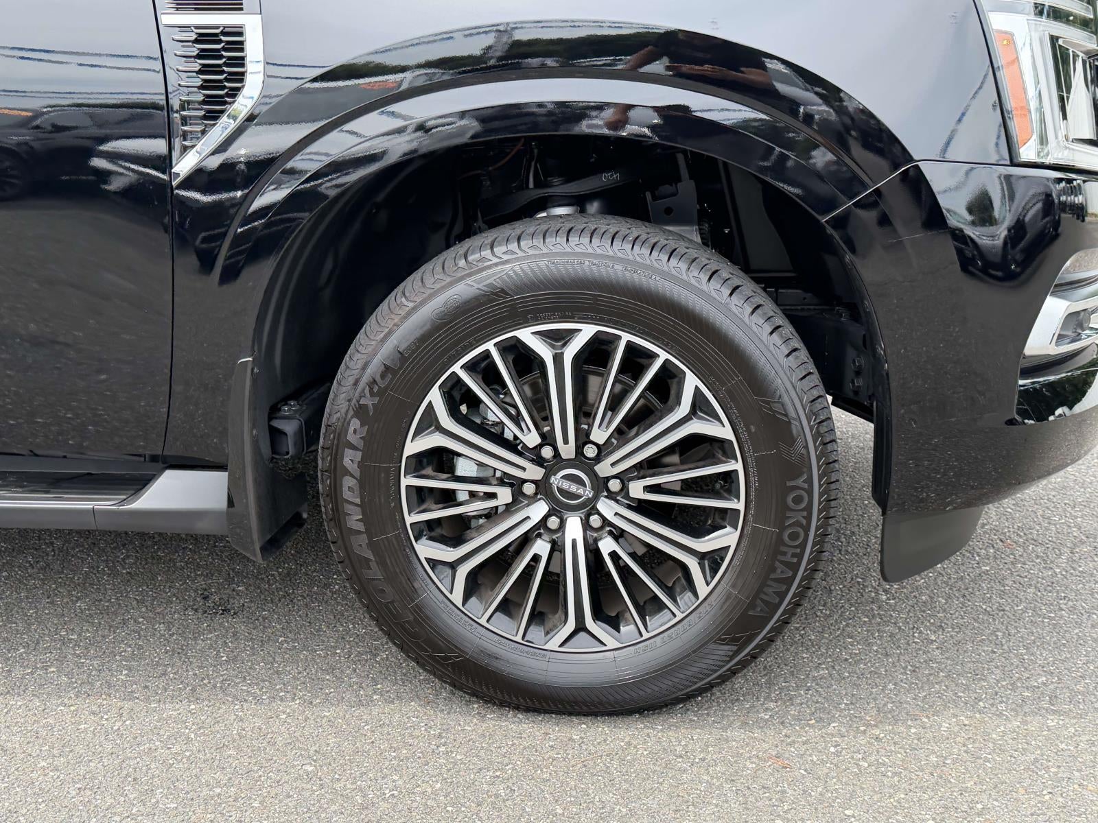 2025 Nissan Armada SL 4WD