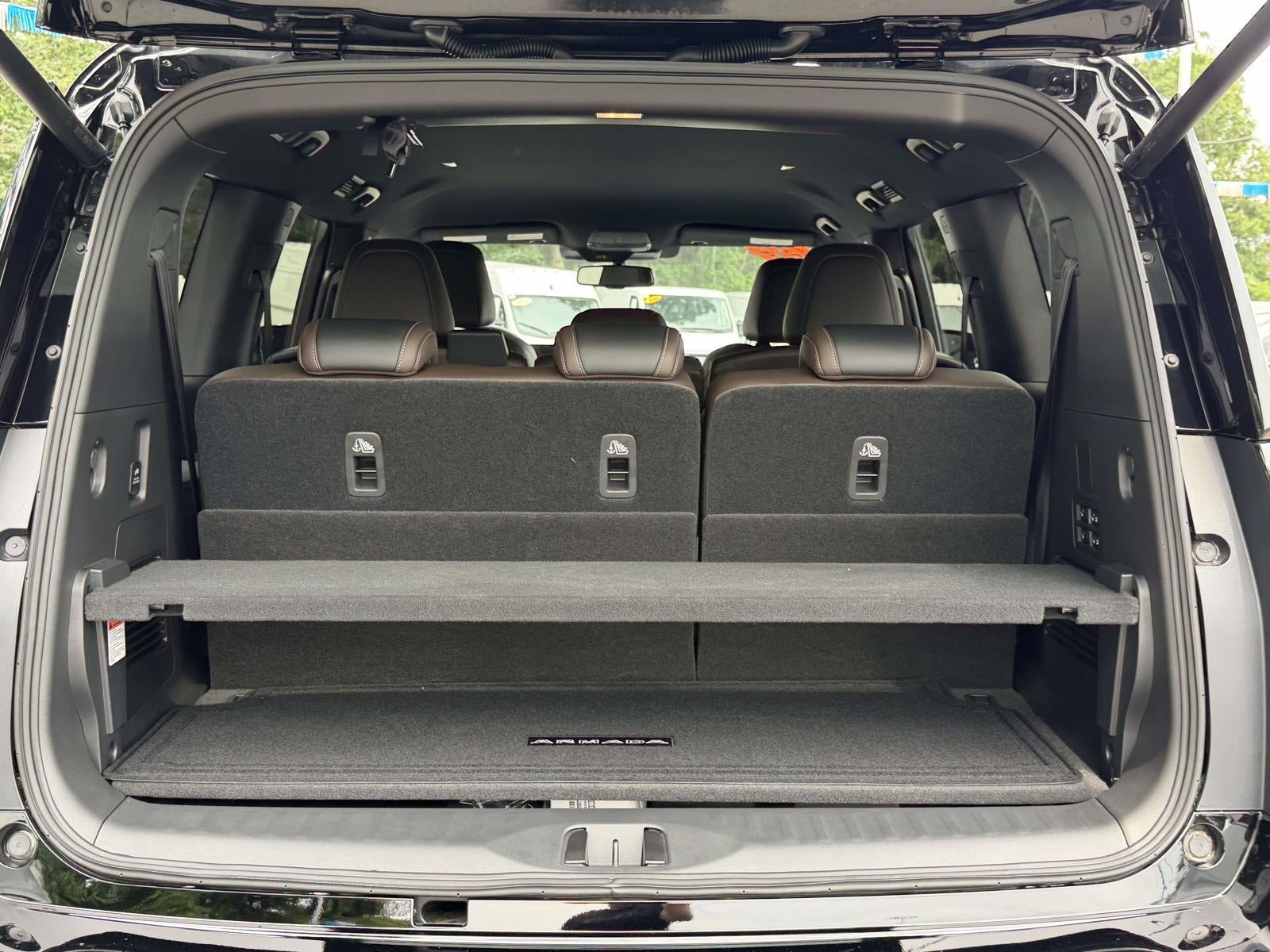 2025 Nissan Armada SL 4WD