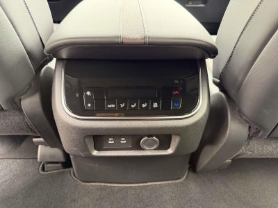 2025 Nissan Armada SL 4WD