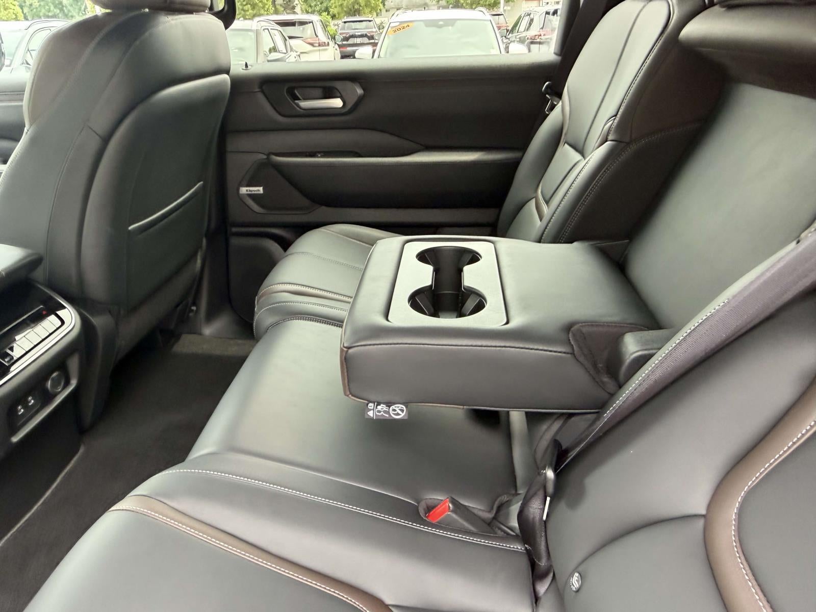 2025 Nissan Armada SL 4WD