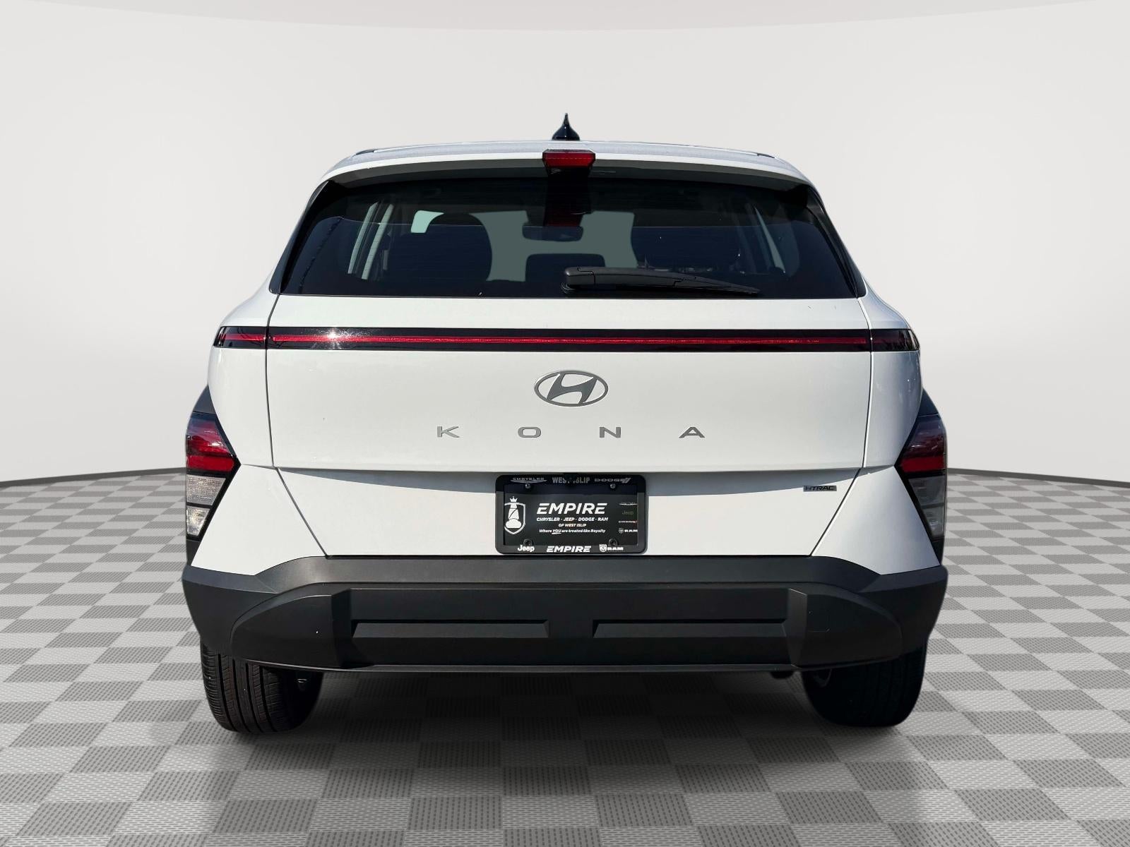 2024 Hyundai KONA SE