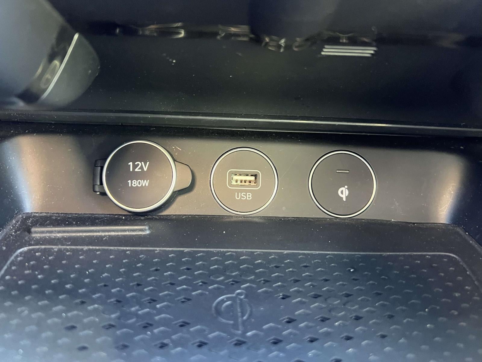 2023 Genesis G70 2.0T AWD