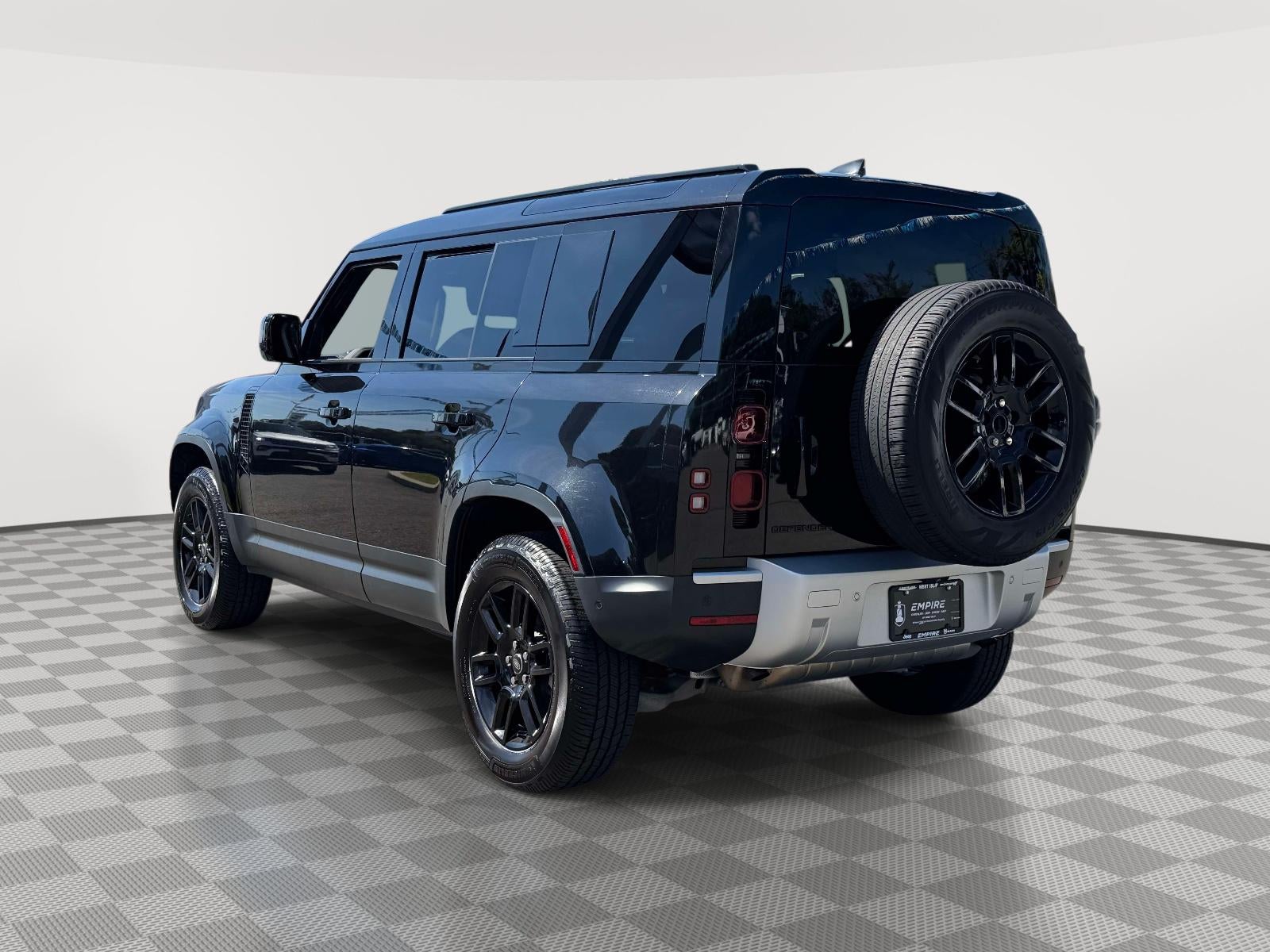 2025 Land Rover Defender 110 P300