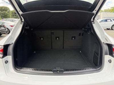 2022 Porsche Macan Base