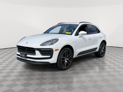 2022 Porsche Macan Base