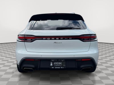 2022 Porsche Macan Base