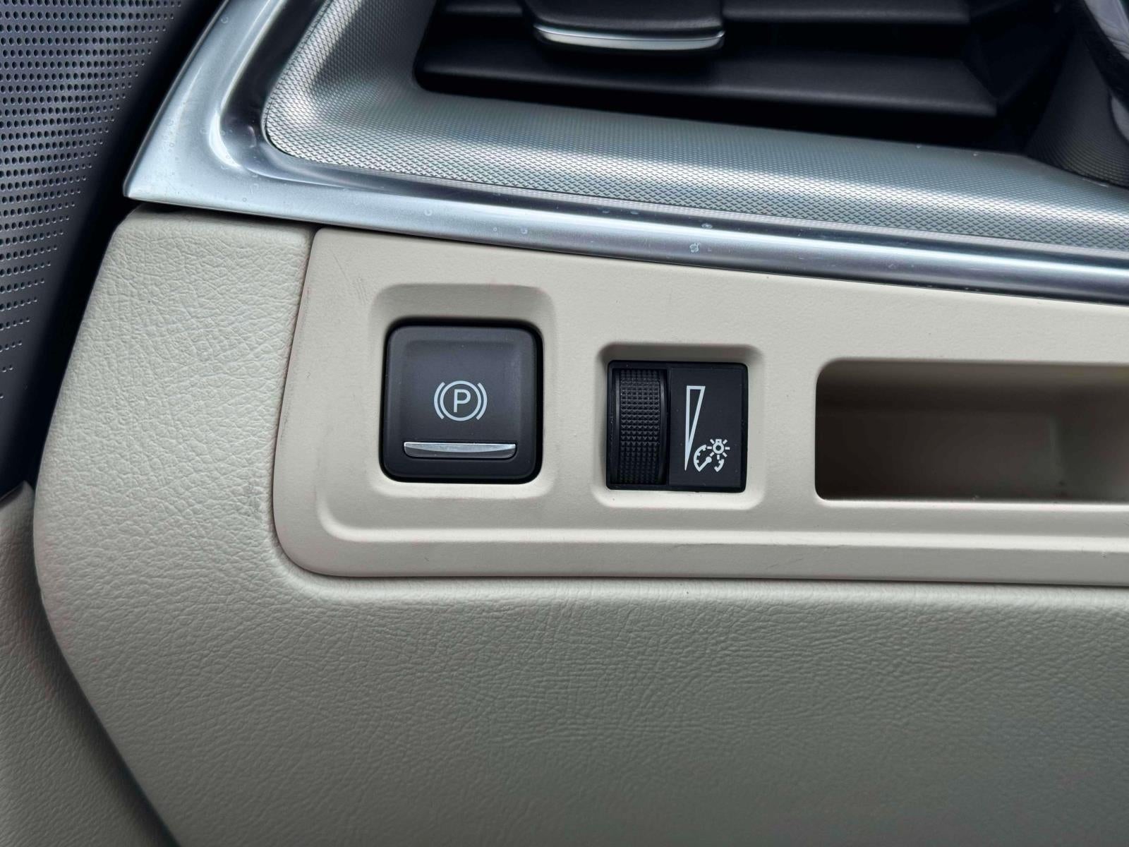 2023 Cadillac XT5 AWD Premium Luxury