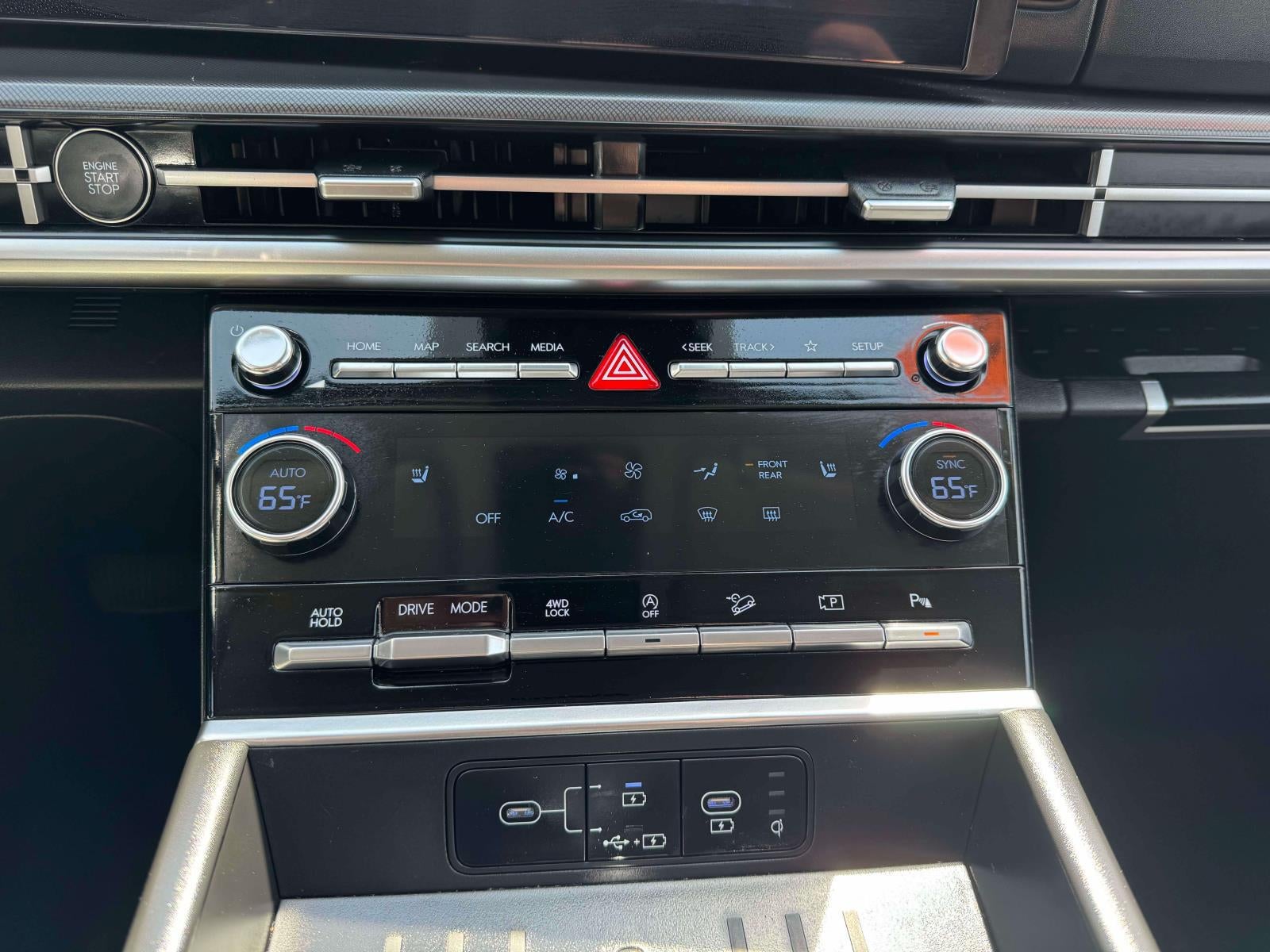 2025 Hyundai SANTA FE SEL