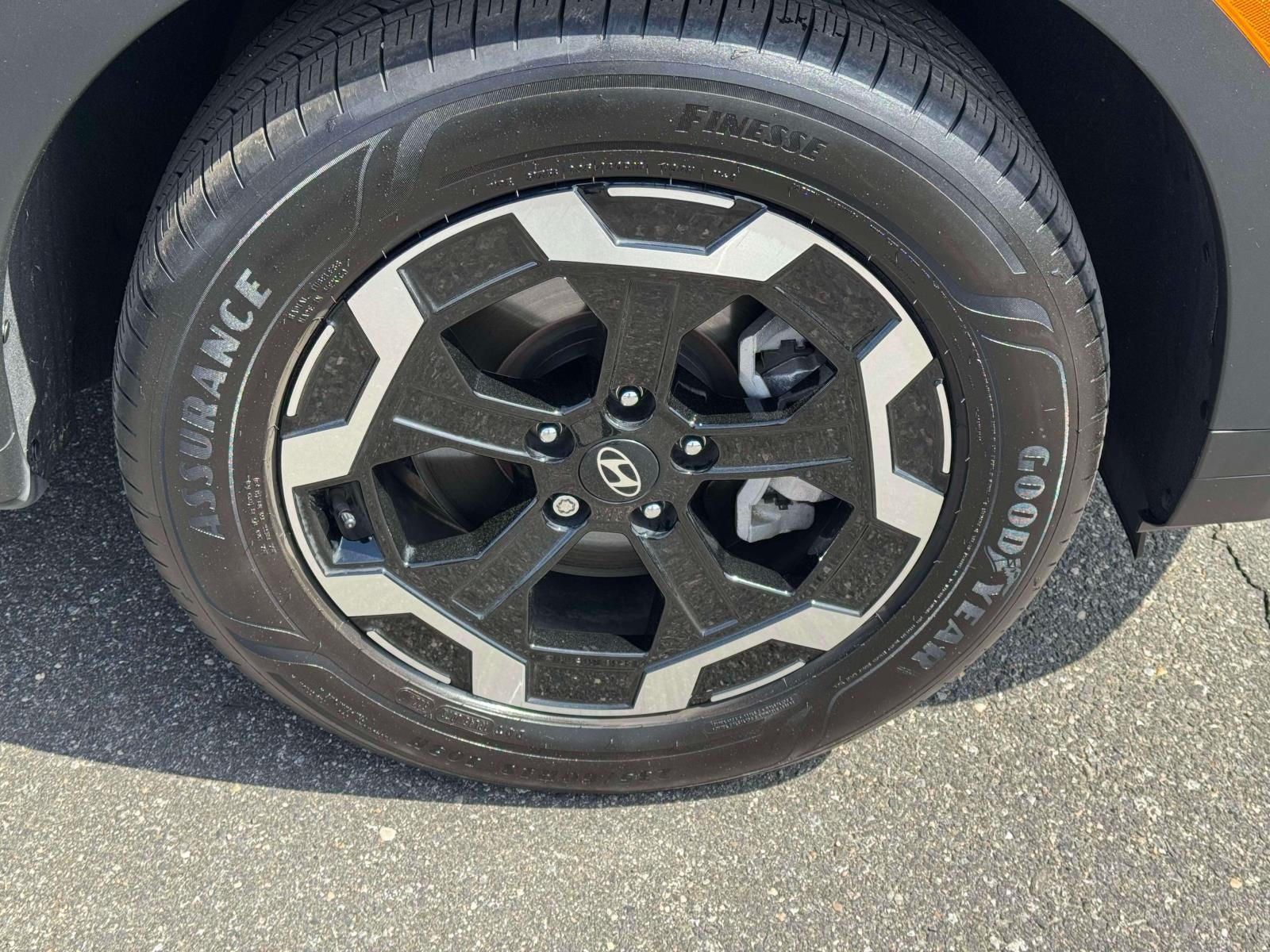 2025 Hyundai SANTA FE SEL