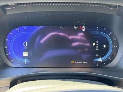 2023 Volvo XC40 B5 Ultimate Bright Theme
