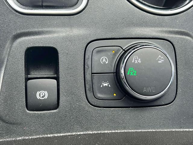 2024 Chevrolet Traverse Limited LT Cloth