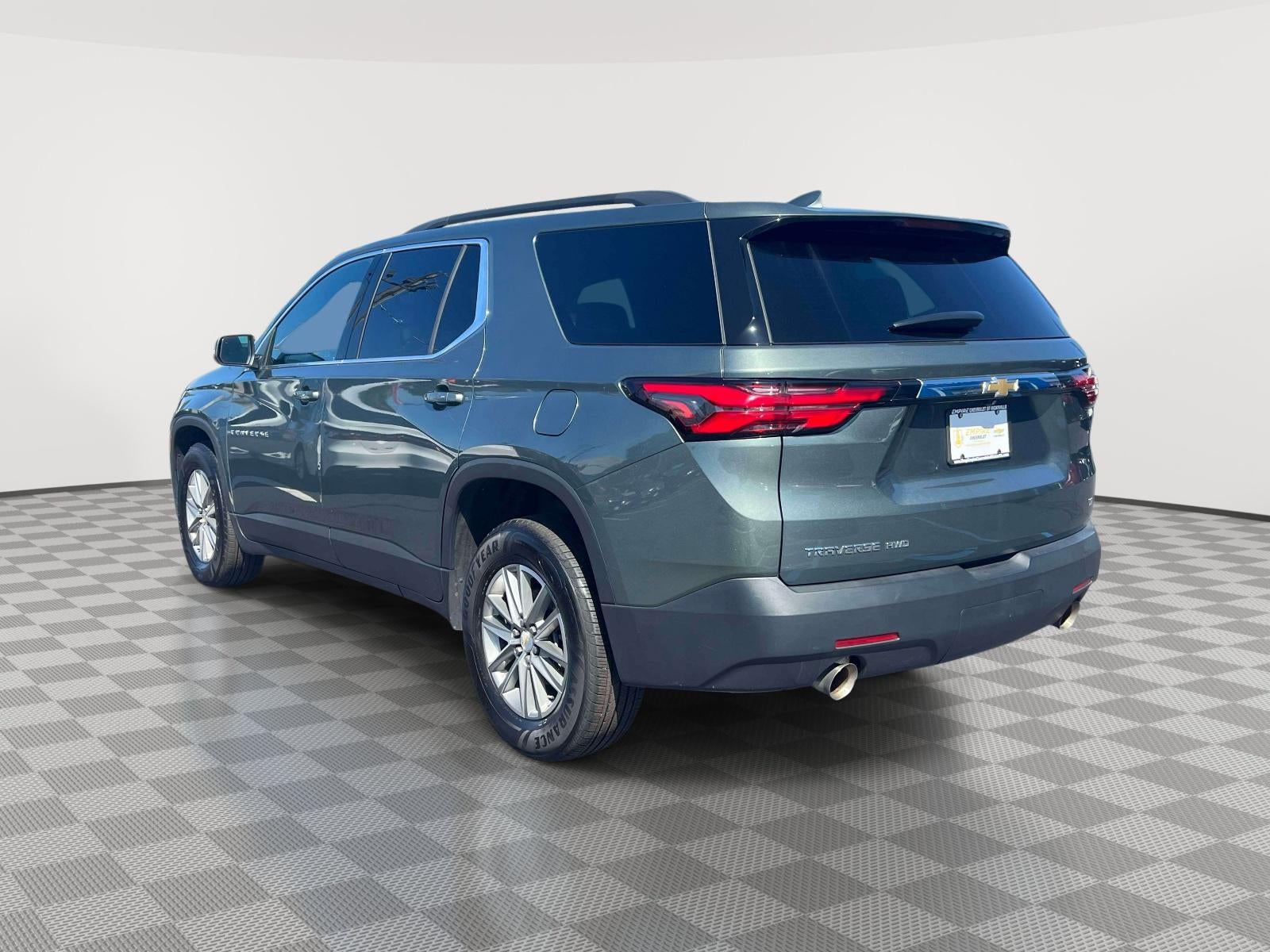 2023 Chevrolet Traverse LT Leather
