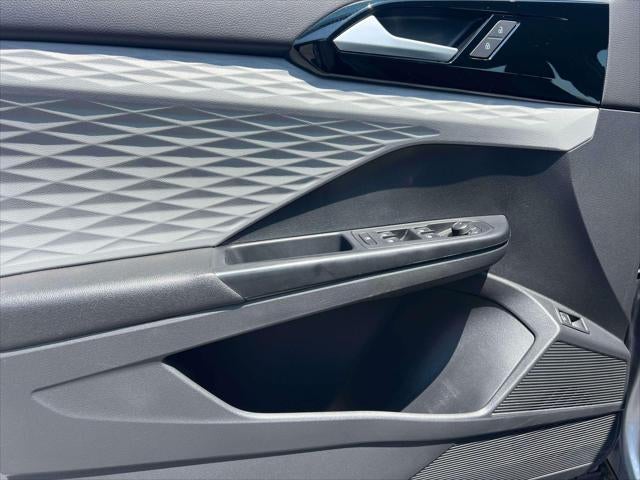 2023 Volkswagen Taos S