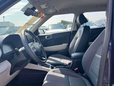 2023 Hyundai VENUE Limited